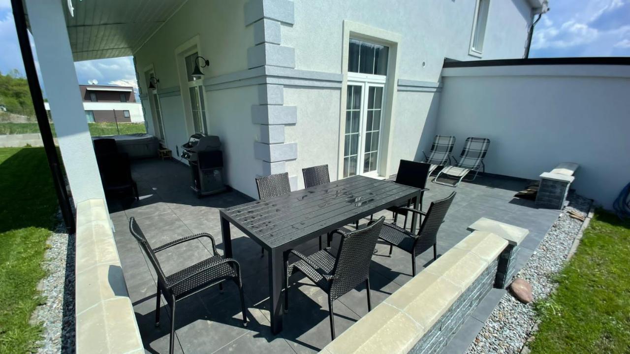 Apartmanovy Dom S Virivkou, Pod Secnom, Liptovsky Jan Villa Liptovsky Mikulas Exterior photo